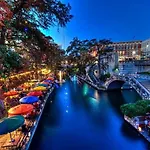 Adorable 2Br Guesthouse Close To Riverwalk And Dt